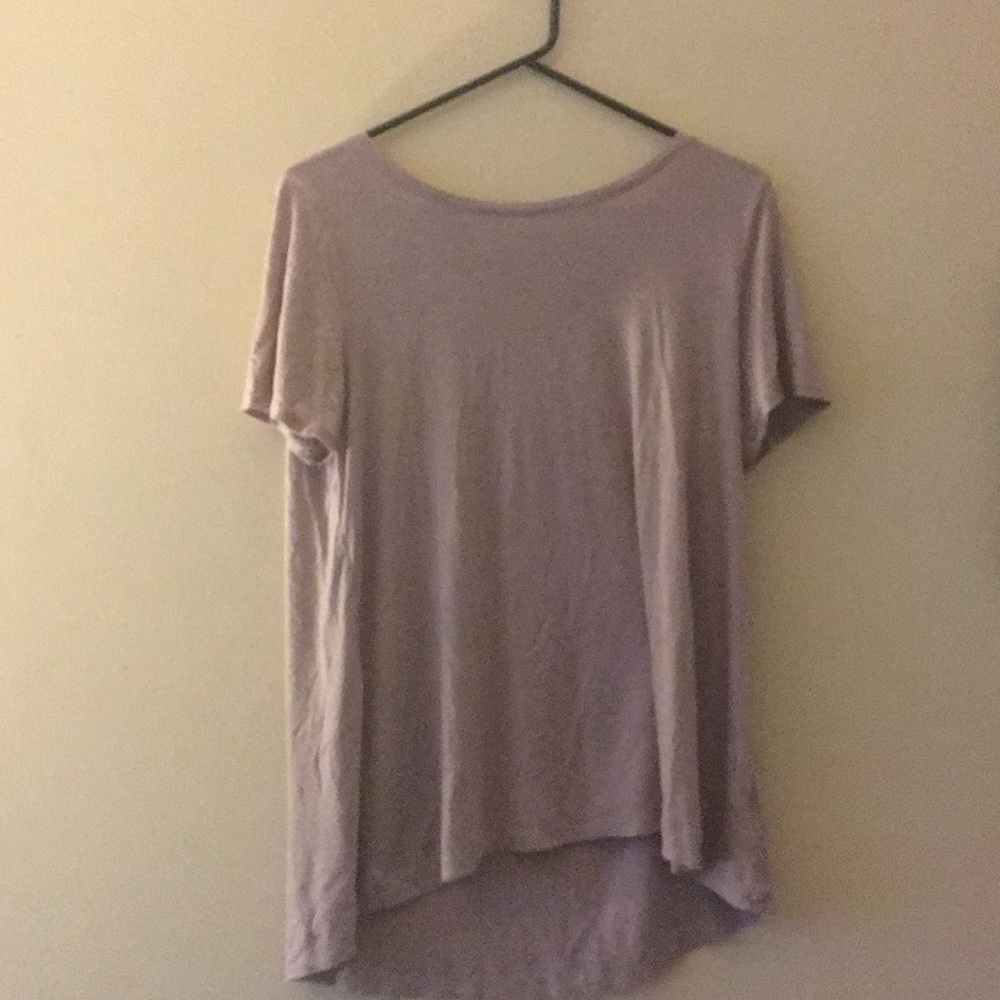 pink old navy shirt 💛